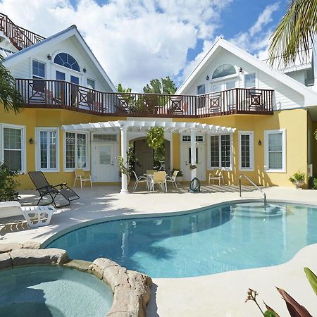 Shangri-La Boutique Bed & Breakfast West Bay Luaran gambar