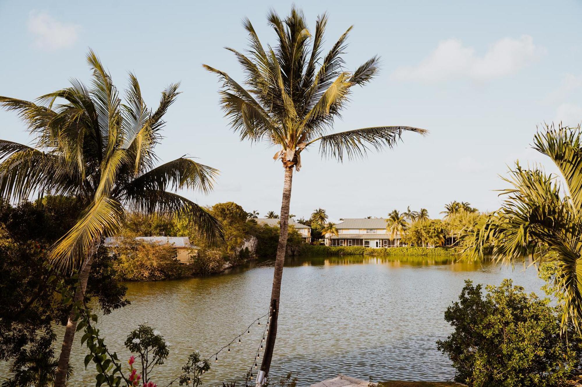 Shangri-La Boutique Bed & Breakfast West Bay Bilik gambar